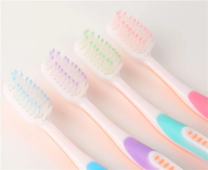 colorful Soft Rubber Polishing Bristles Adult Toothbrush